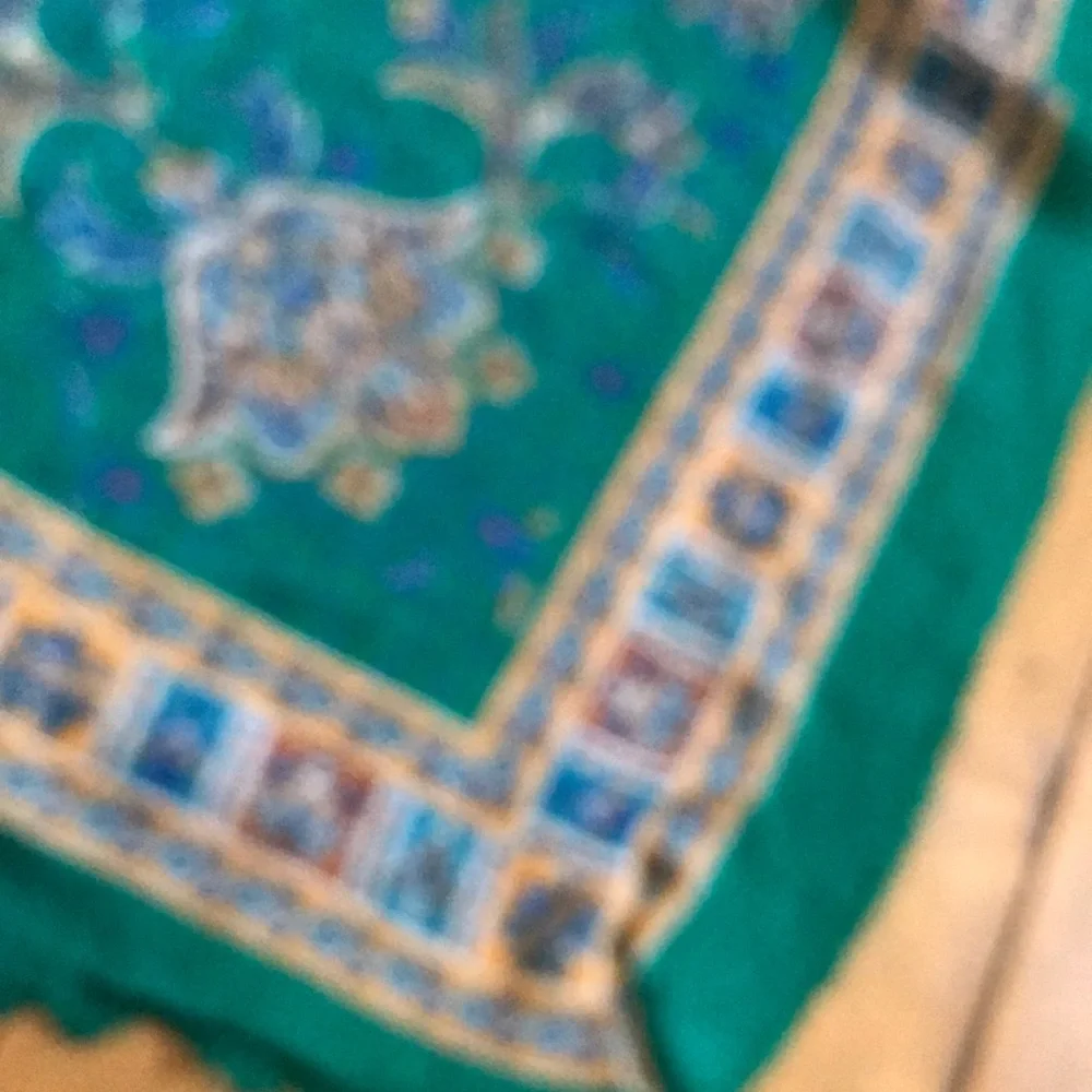 Ventez Green Floral‎ Scarf